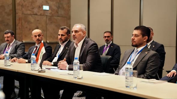  النائب الأول لرئيس مجلس النواب  يبحث مع رئيس مجلس النواب الأردني تعزيز التعاون الثنائي والتنسيق العربي المشترك