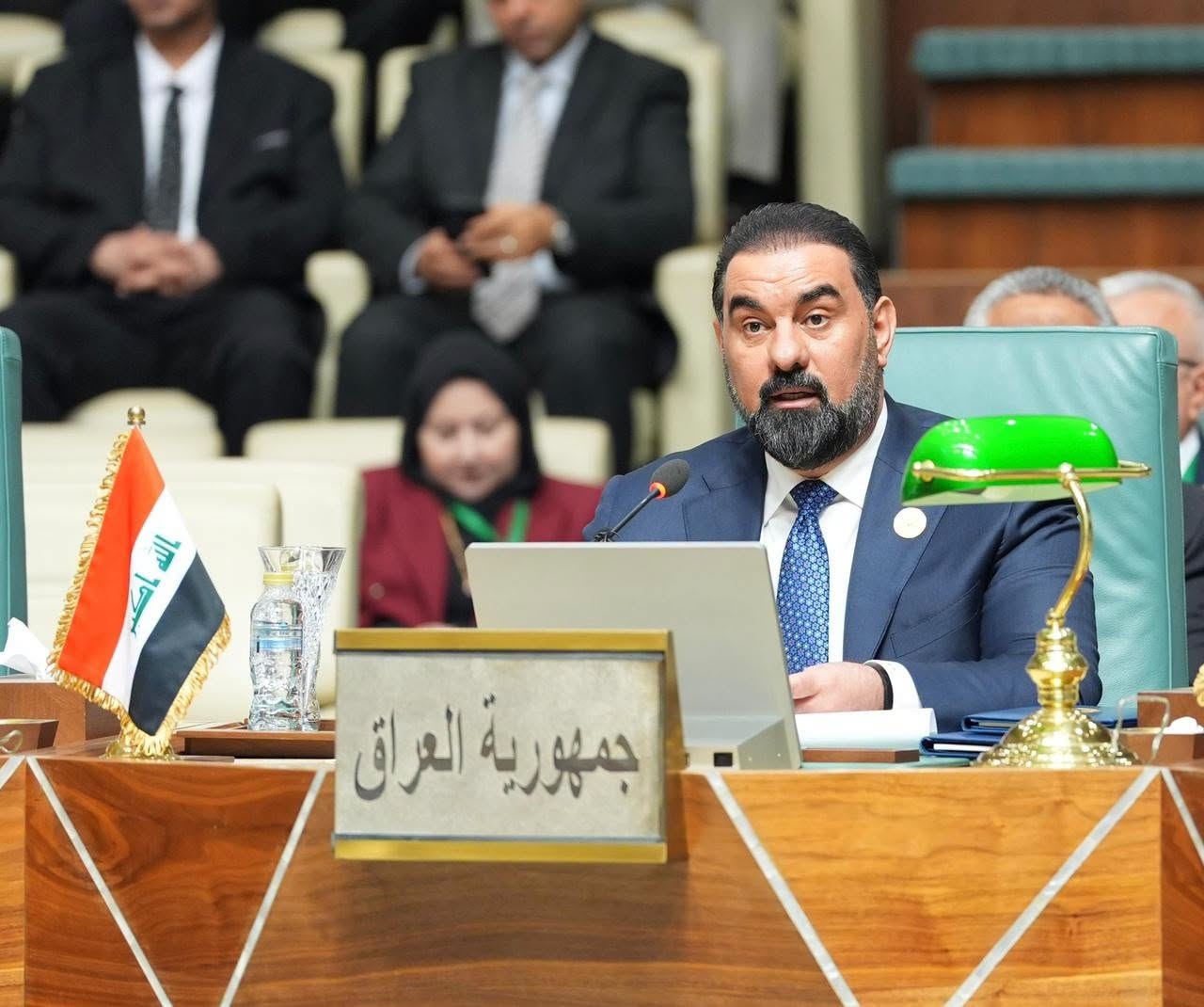 الحلبوسي يدعو لتعزيز الحوار بين دول المنطقة بما يحفظ الأمن والاستقرار ويحقِّق المصالح