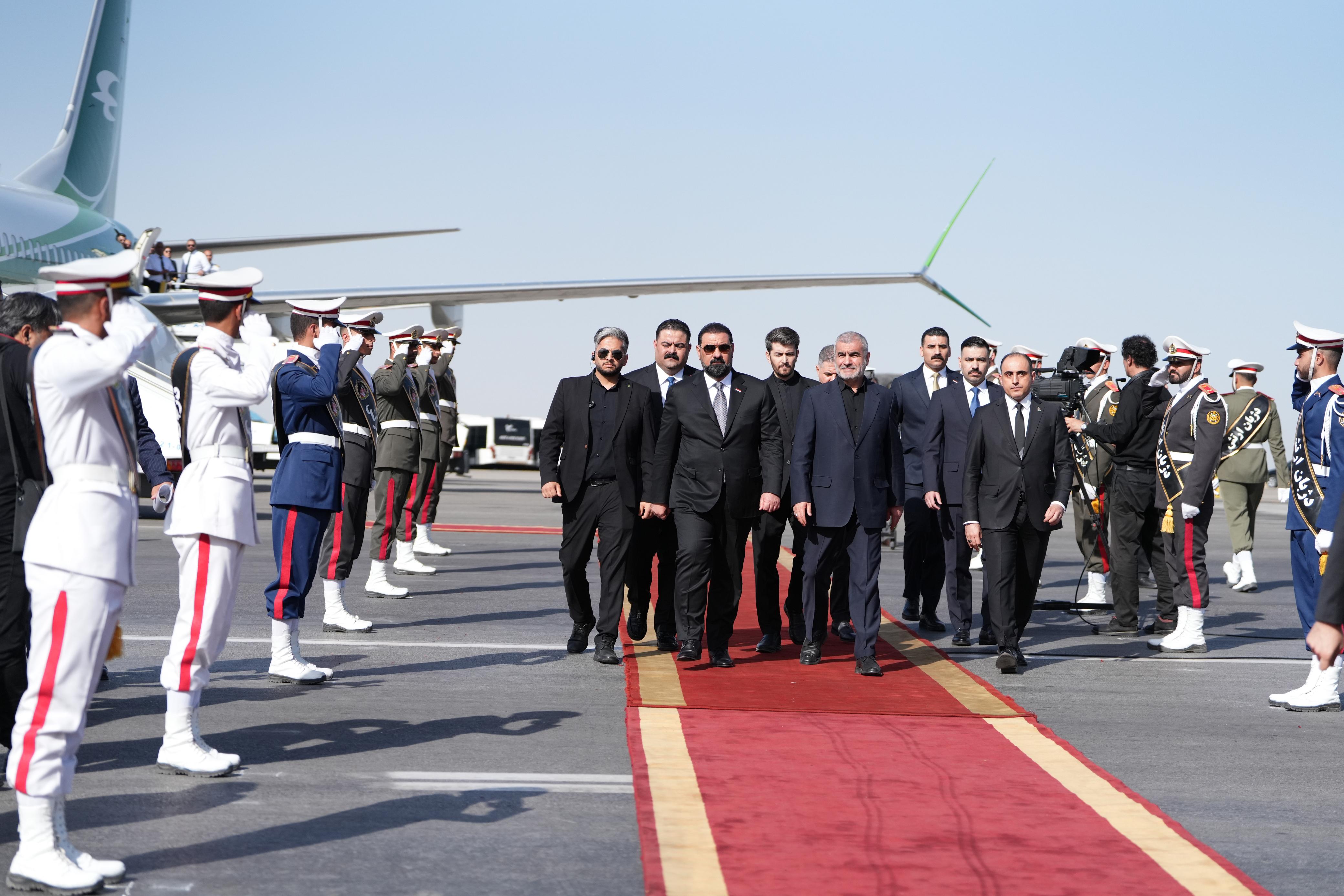 رئيس مجلس النواب يصل الى طهران
