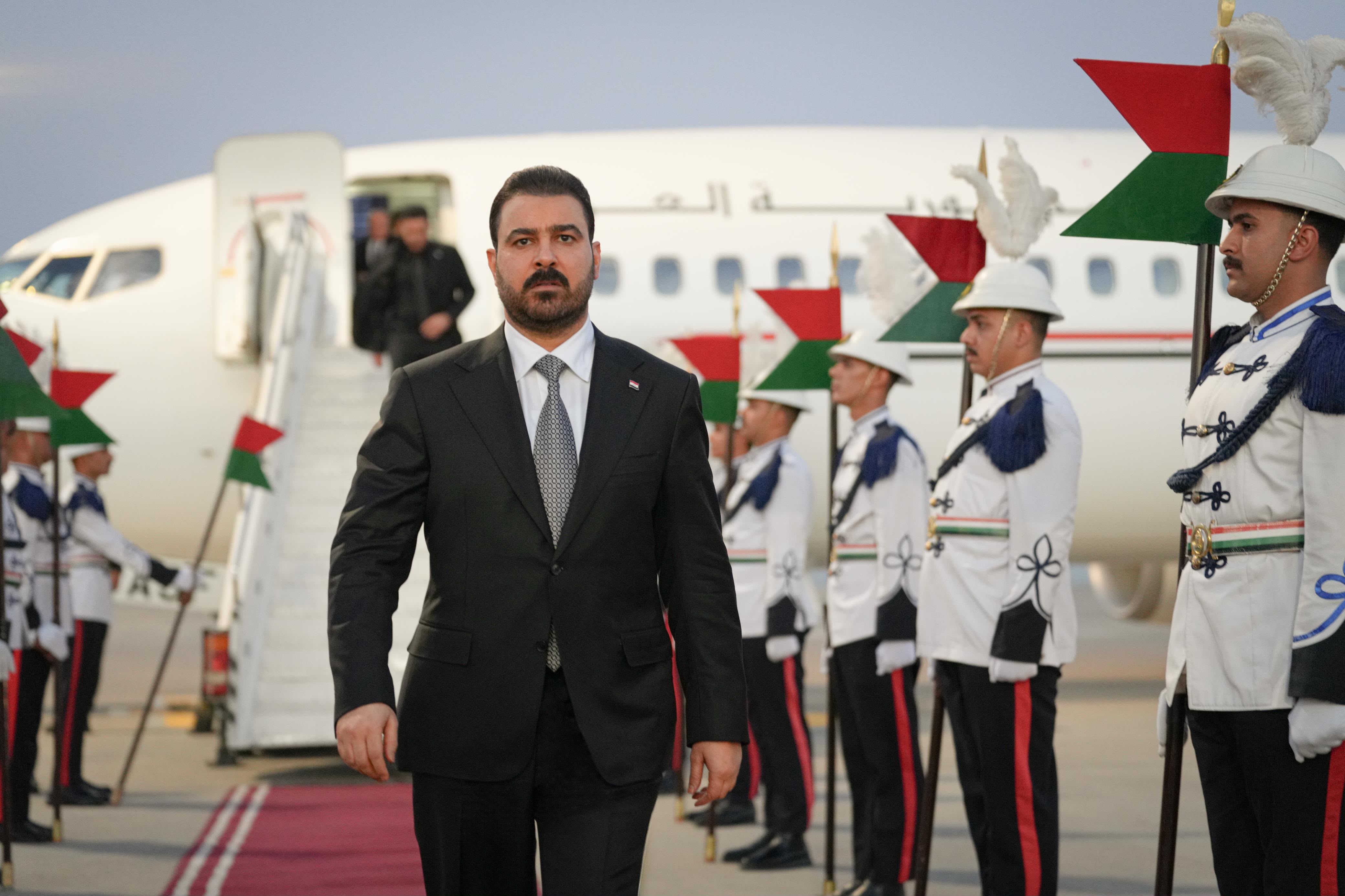 الزيدي يصل الى النجف