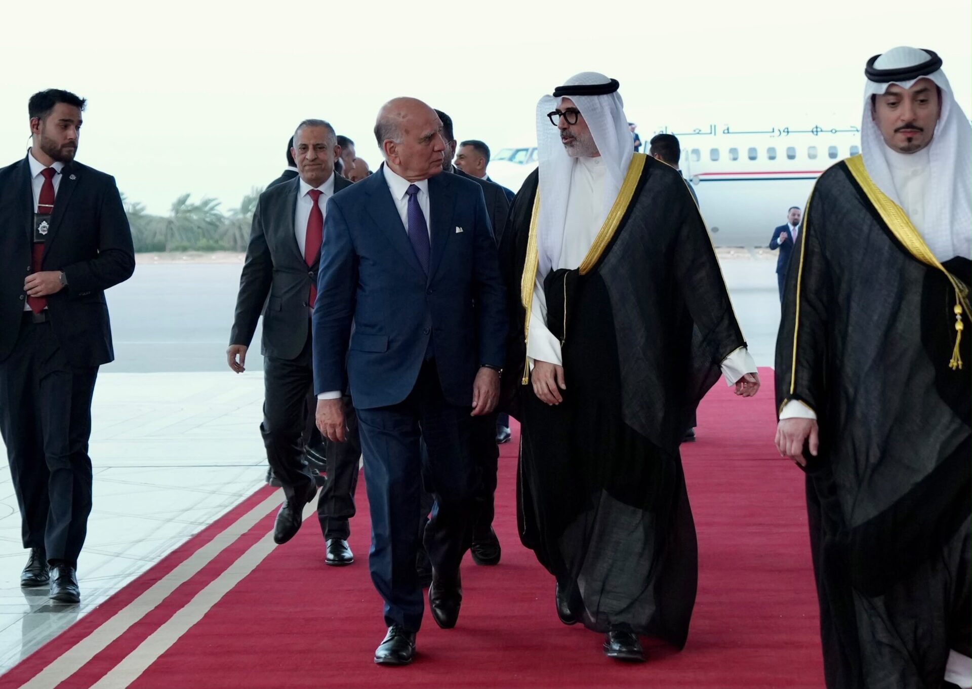 وزير الخارجية يصل الى الكويت في زيارة رسمية