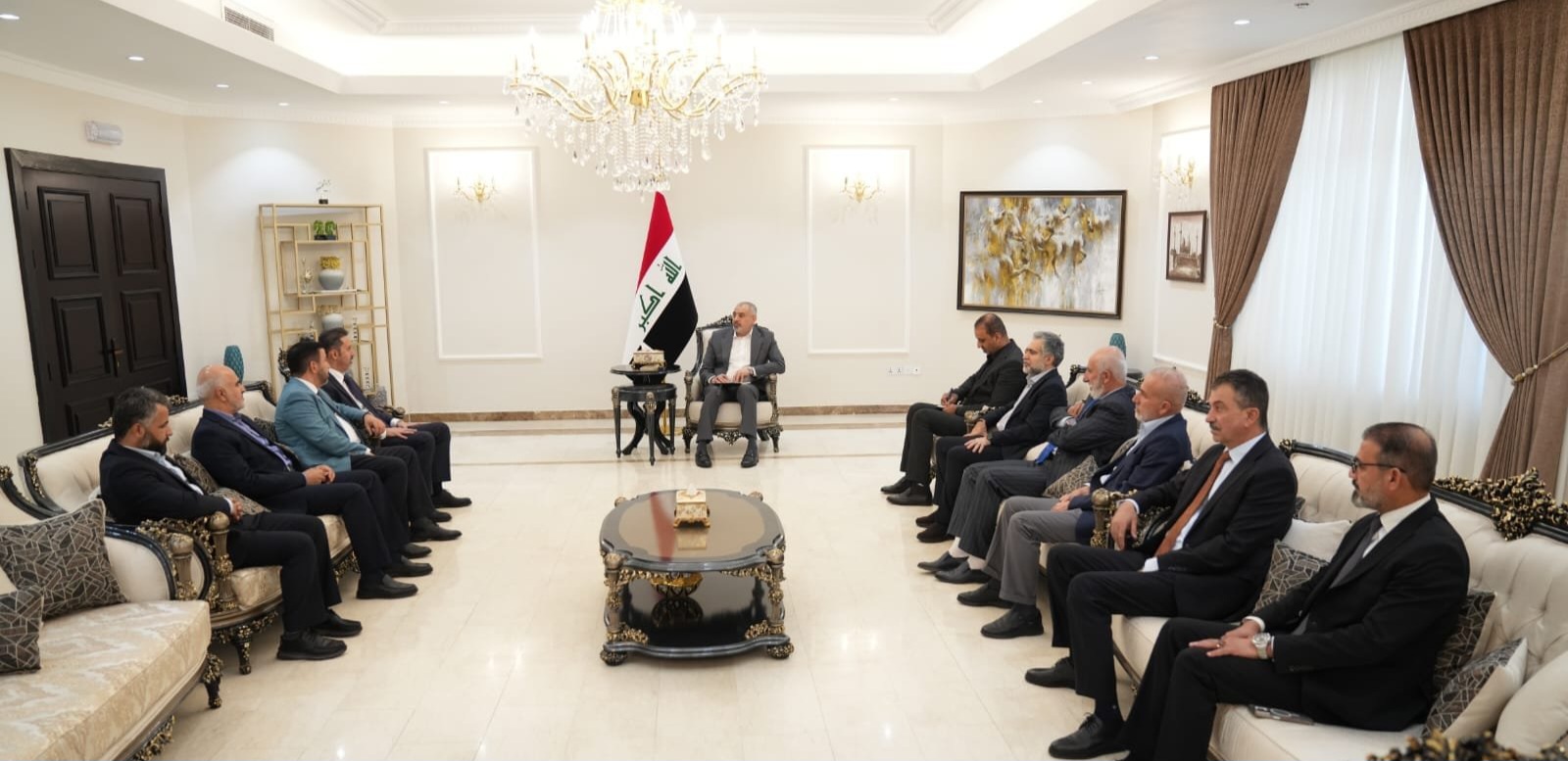 فيحان يبحث مع تيار "الموقف الوطني" سبل تعزيز التعاون والتنسيق بين الكتل النيابية
