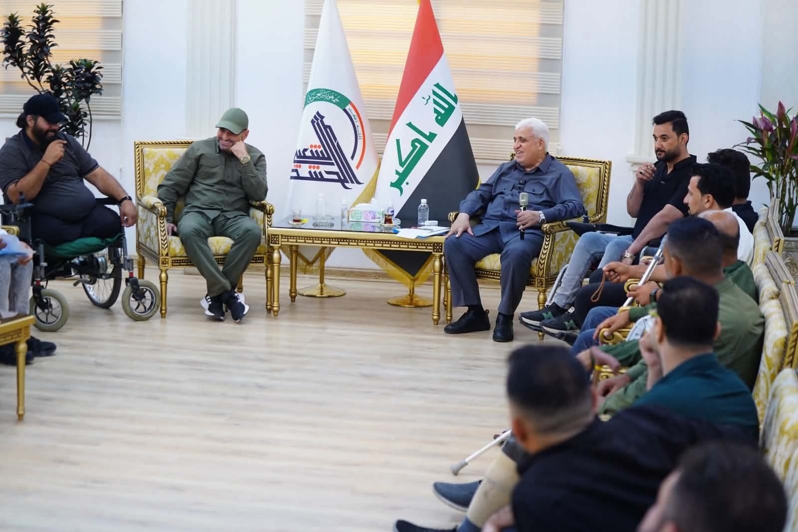 الفياض  يؤكد لجرحى الحشد الشعبي تثبيت حقوقهم في قانون الخدمة والتقاعد المرتقب 